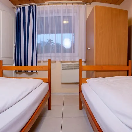 بيت خشبي Ajna Park W Uzdrowisku *