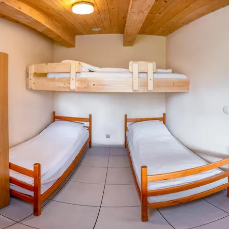 Ajna Park W Uzdrowisku بيت خشبي كولوبرزيغ